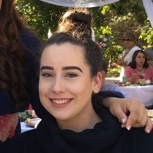 Meet your Posher, Rayann